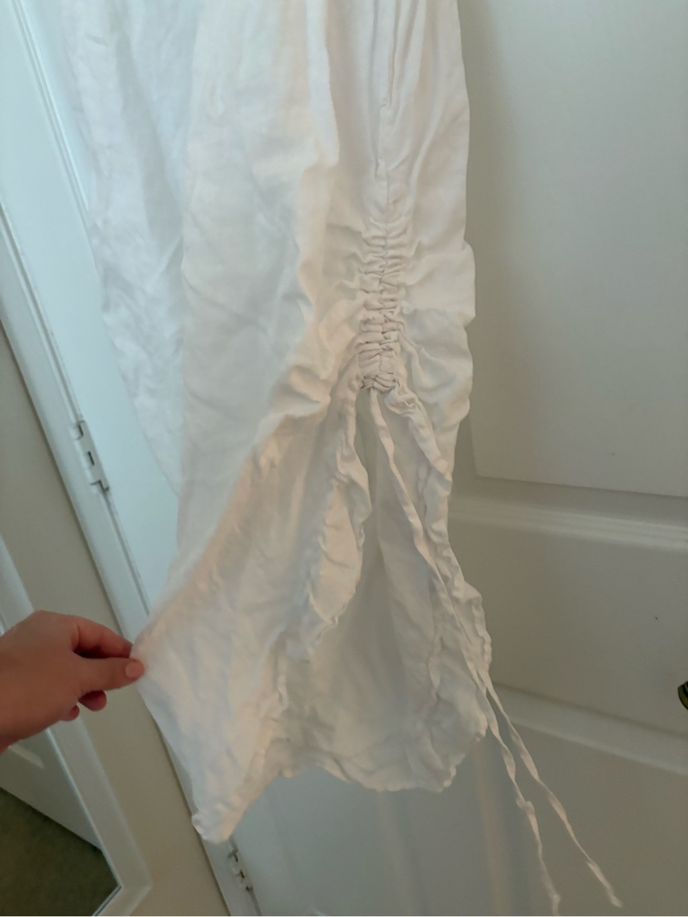 White Lightweight Elastic Waist Linen Pants - Picture 3 of 6